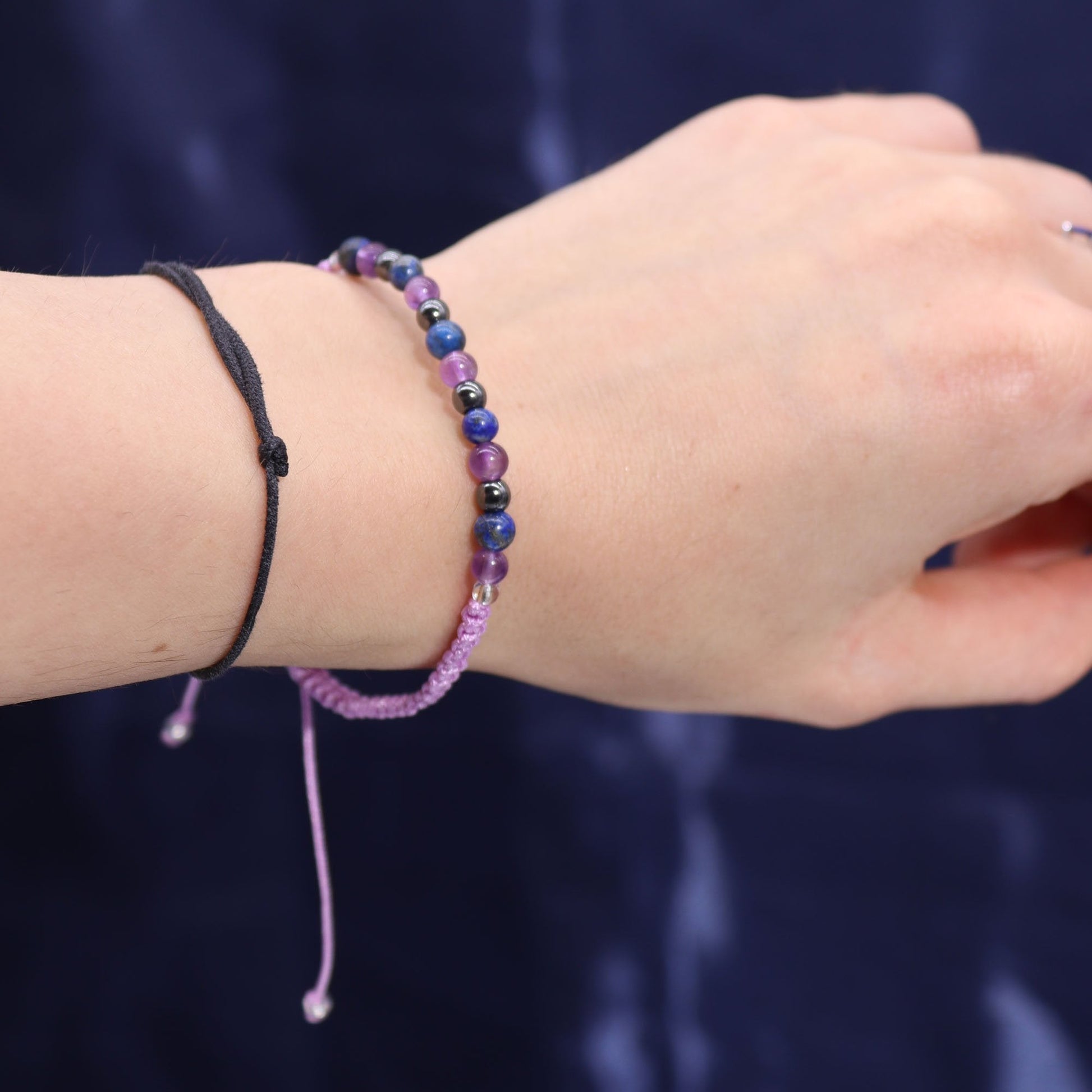 Aquarius Zodiac Crystal Candle with Gemstone Bracelet | #product_category# - OneRoofGifts