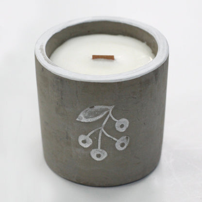 Medium Sweet Juniper Gin Candle | #product_category# - OneRoofGifts