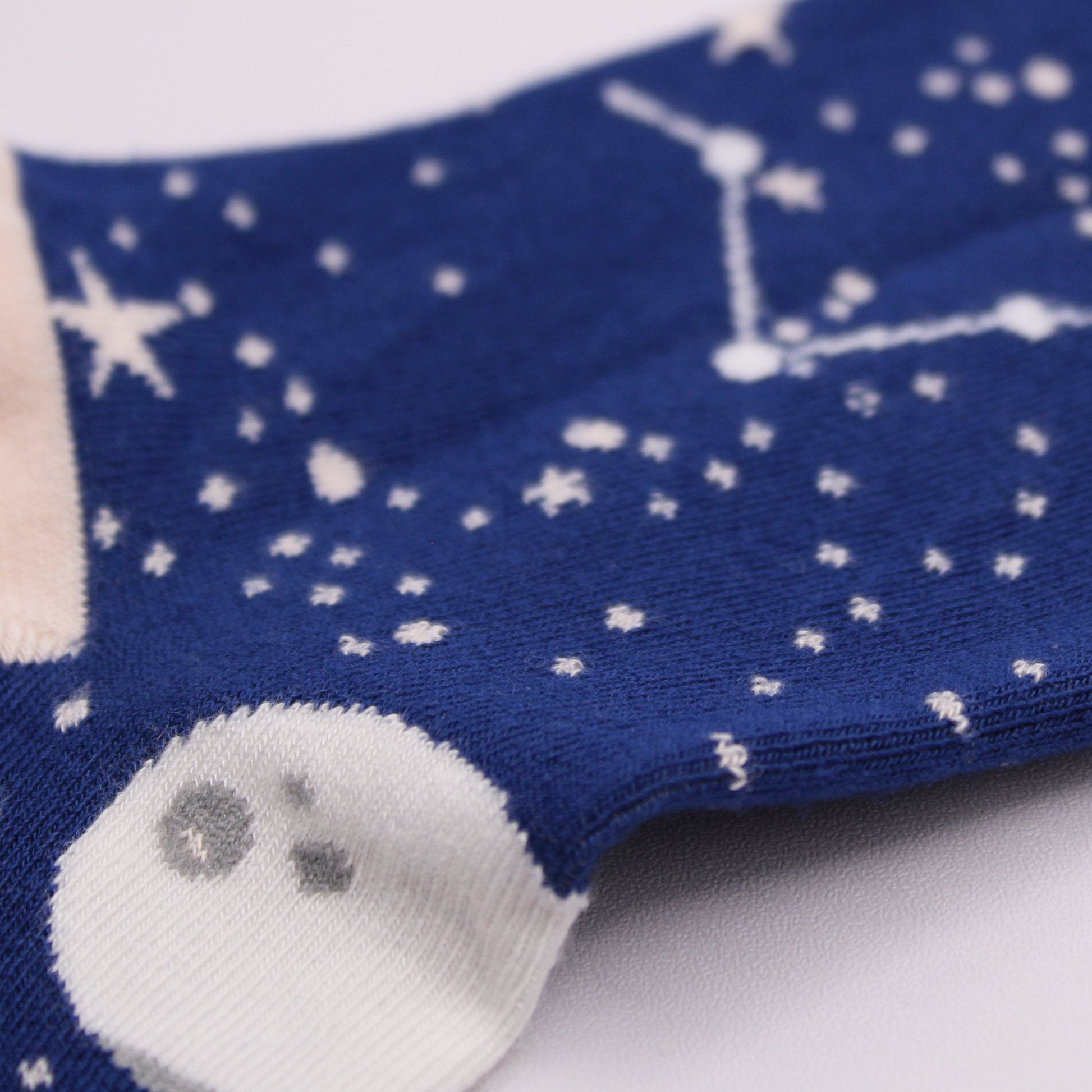 M/L Hop Hare Moon Walk Bamboo Socks | #product_category# - OneRoofGifts