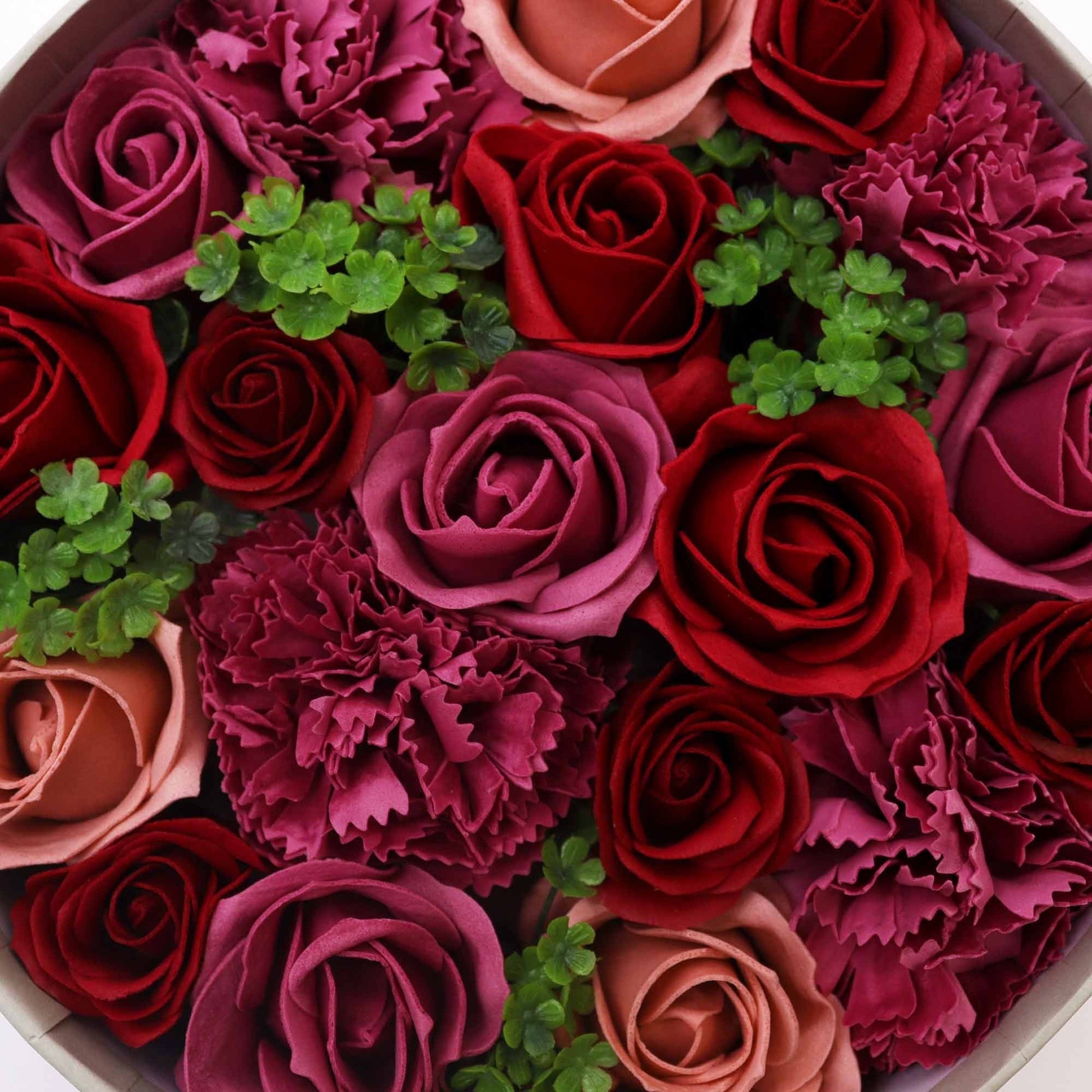 Vintage Roses Round Box | #product_category# - OneRoofGifts