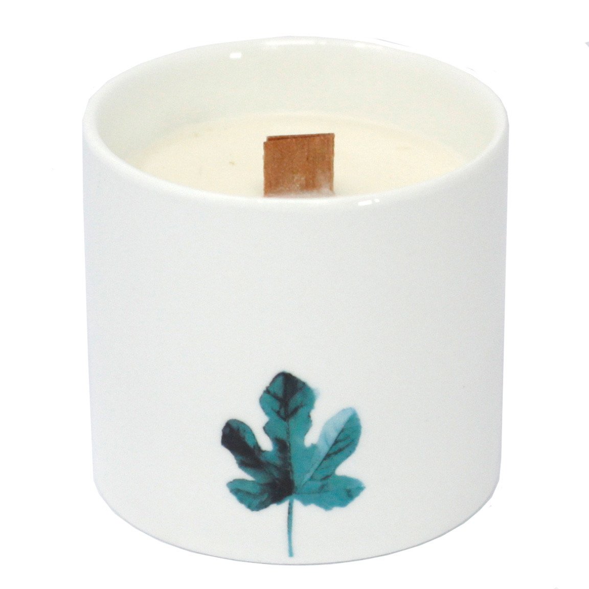 Viola Botanical Candle, Large Marsh | #product_category# - OneRoofGifts